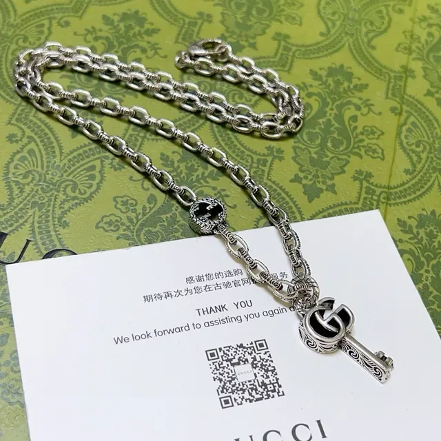 Gucci GG Marmont Interlocking G Key Silver Necklace 7