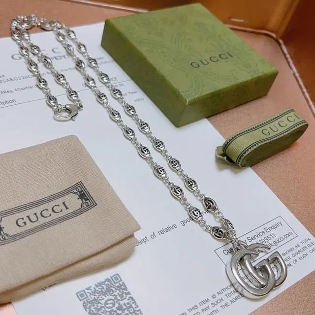 Gucci GG Marmont Interlocking G Pendant Silver-Tone Necklace 3