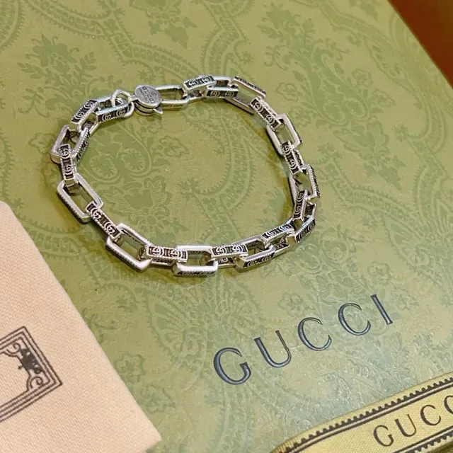 Gucci GG Marmont Silver Black Chunky Curb Chain Interlocking Logo Bracelet 2
