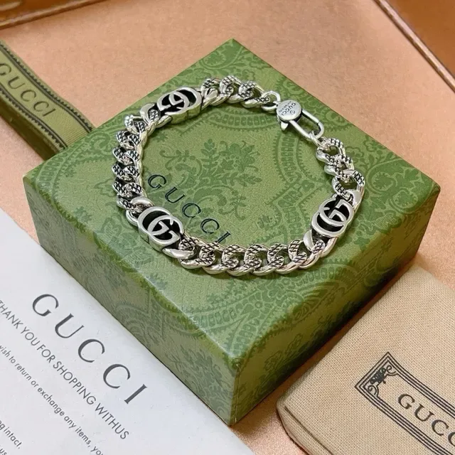 Gucci GG Marmont Silver Black Chunky Curb Chain Interlocking Logo Bracelet 3