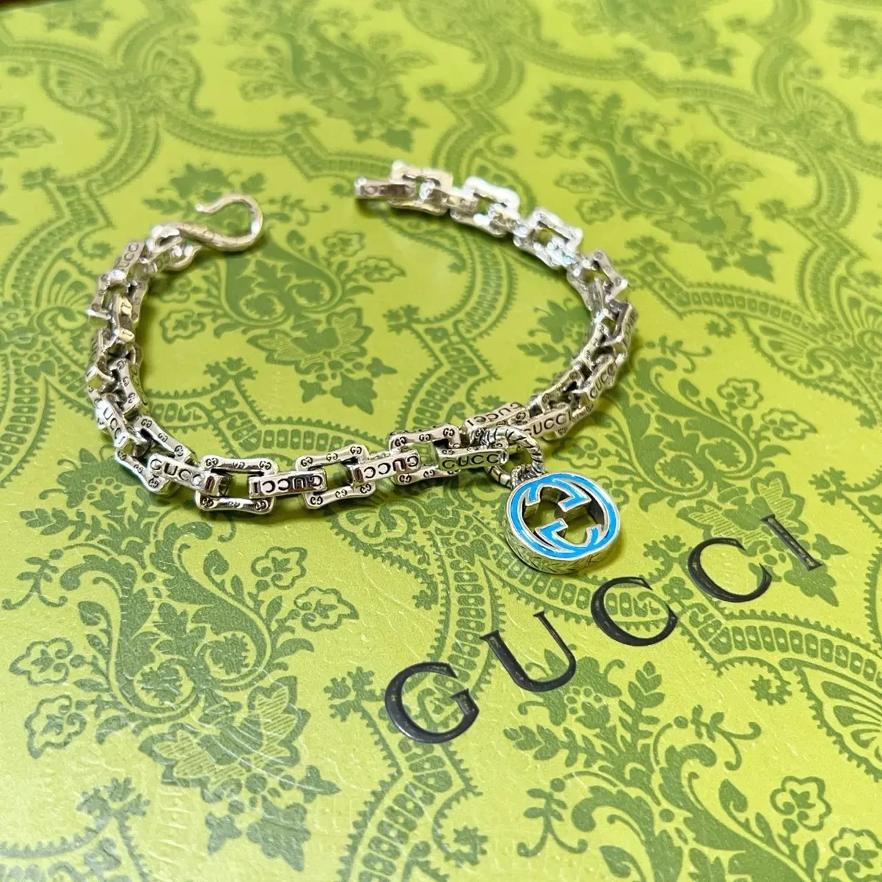 Gucci GG Marmont Silver Blue Chain-Link Engraved Logo Links Bracelet 9