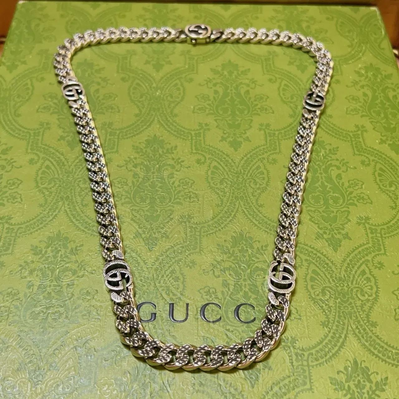 Gucci GG Marmont Silver Curb-Link Chain Interlocking G Logo Motifs Necklace 7