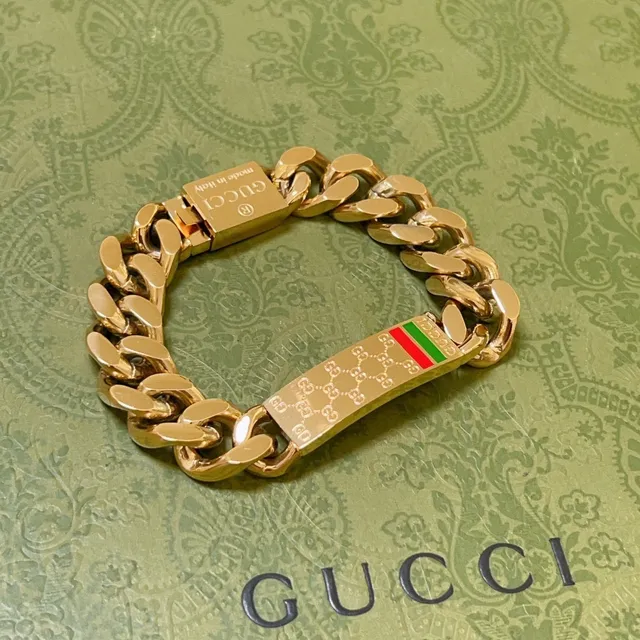 Gucci GG Plaque Bracelet Gold Green Curb-Link Chain Engraved Bracelet 6