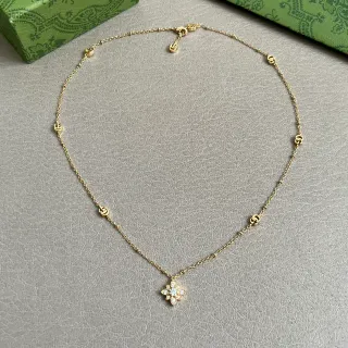 Gucci 金色 白色 链条 Pavé 花朵 吊坠 项链