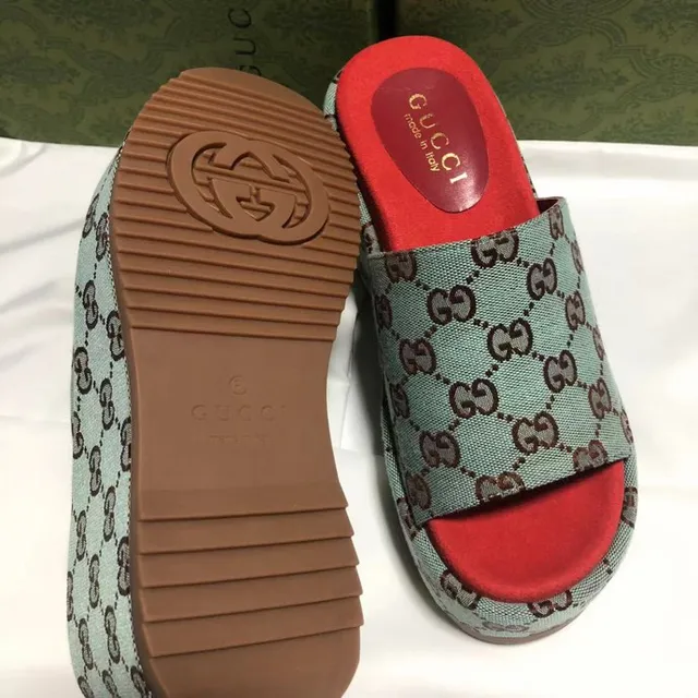 Gucci Green Red GG Monogram Canvas Platform Wedge Slippers 7