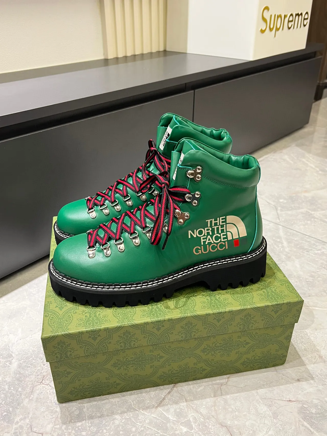 Gucci Green Red Leather Upper Striped Laces Hiking Boots 3
