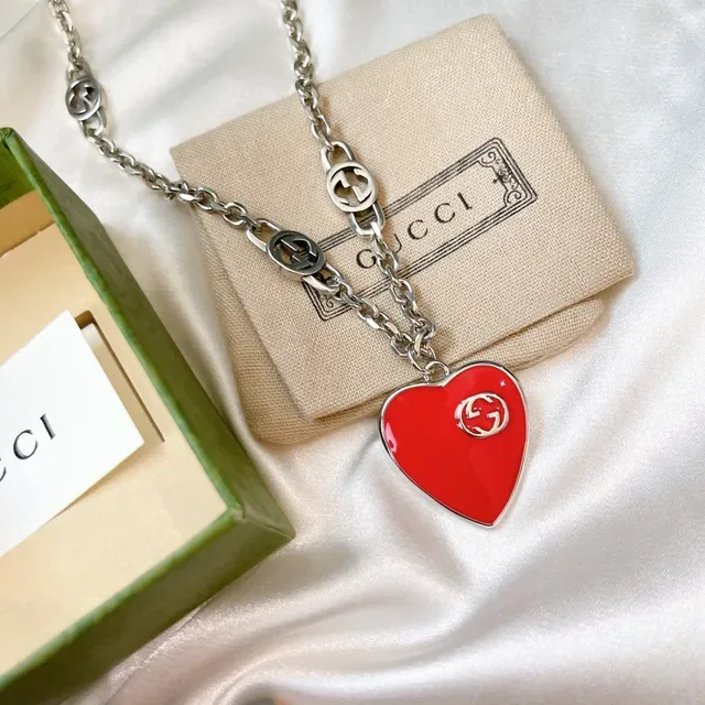 Gucci Heart Enamel Interlocking G Pendant Necklace 4