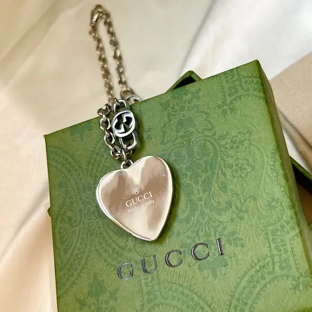 Gucci Heart Enamel Interlocking G Pendant Necklace 6