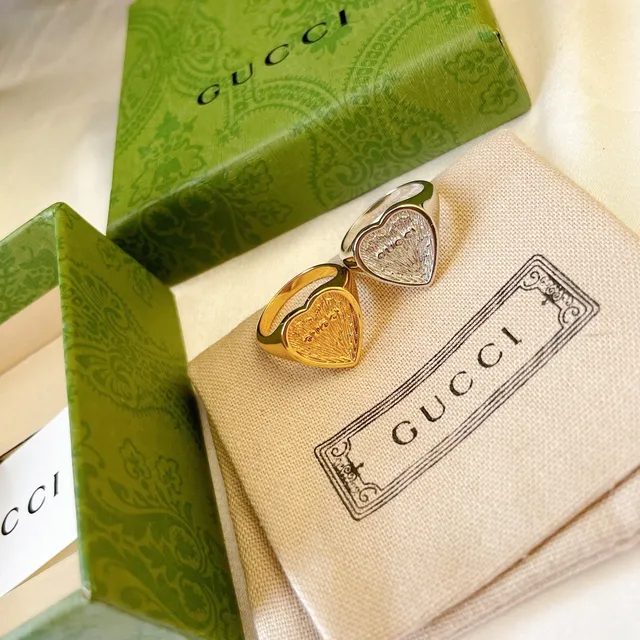 Gucci হার্ট সিগনেট রিং গোল্ড এবং সিলভার প্যাভে-টেক্সচার্ড রিংস 7