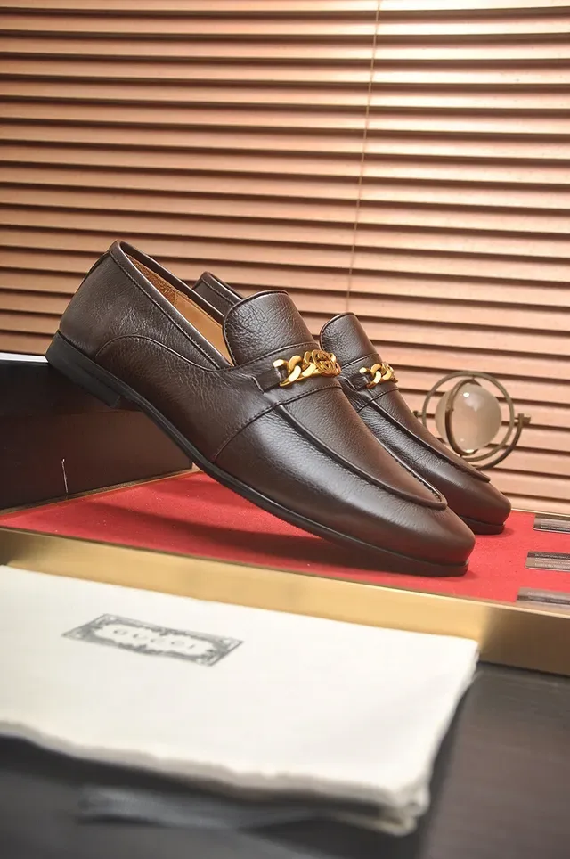 Gucci Horsebit 1955 Brown Pebbled Leather Gold Chain Loafers 3