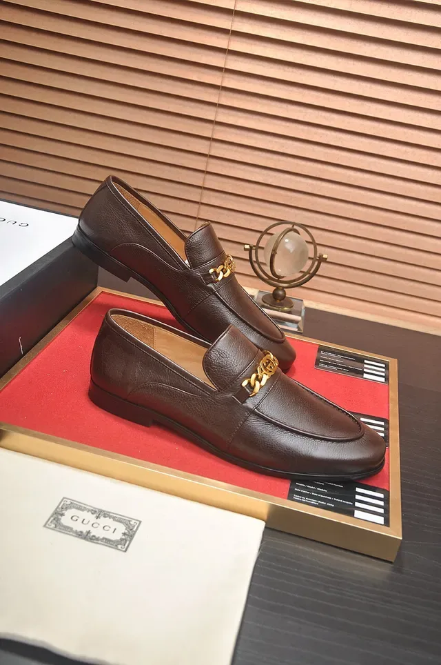 Gucci Horsebit 1955 Brown Pebbled Leather Gold Chain Loafers 6