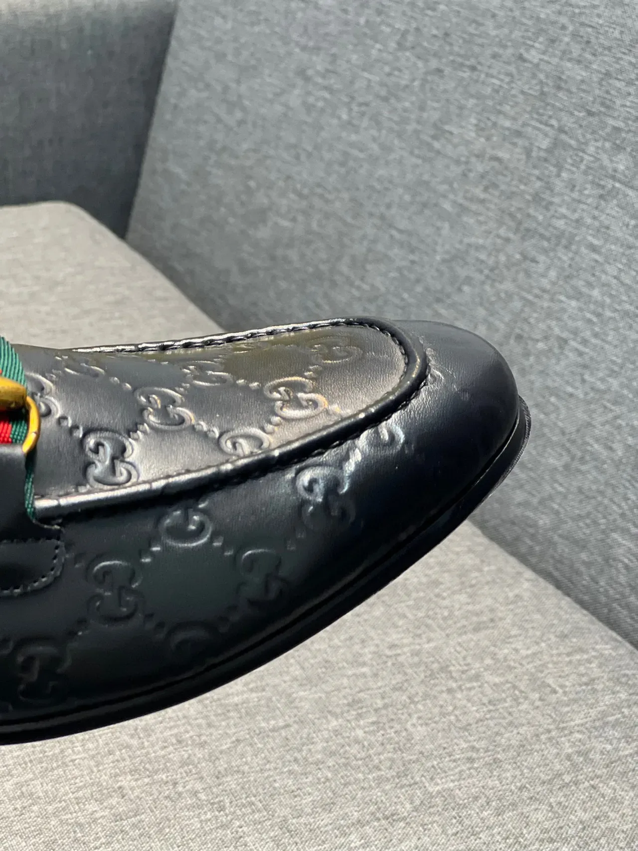 Gucci Horsebit 1955 Embossed GG Loafer en cuir noir 3