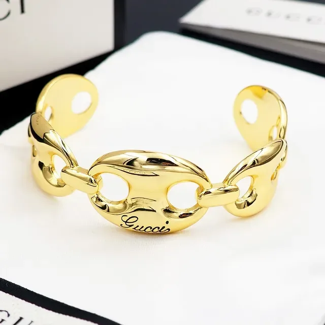 Gucci Horsebit 1955 Gold-Tone Oval Link Cuff Bracelet 5
