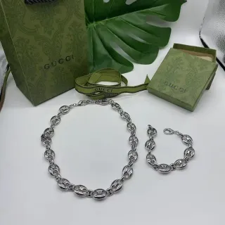 Gucci Horsebit 1955 Silver Interlocking Oval-Link Chain Polished Metal Necklace