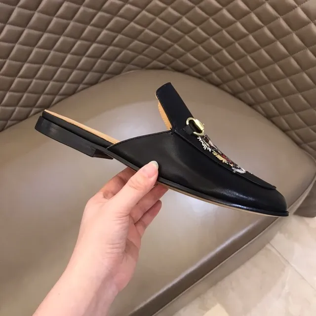 Gucci Horsebit 1955 Broderie tigre Cuir noir Mocassins 3