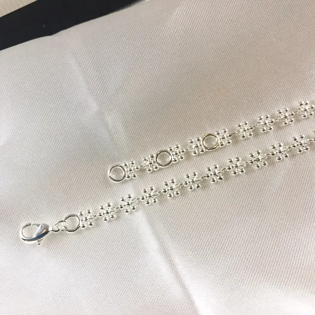 Gucci Interlocking G Floral-Link Silver-Toned Bracelet 2