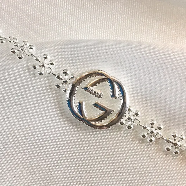 Gucci Interlocking G Floral-Link Silver-Toned Bracelet 3