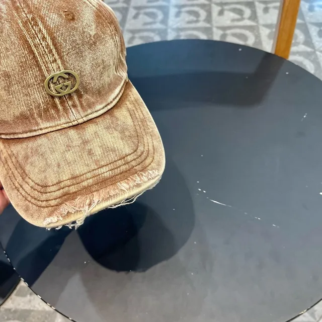 Gucci Interlocking G Logo Distressed Velvet Baseball Cap 5