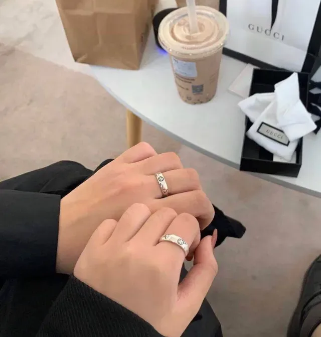 Gucci Interlocking G Motif Silver-Toned Rings 2