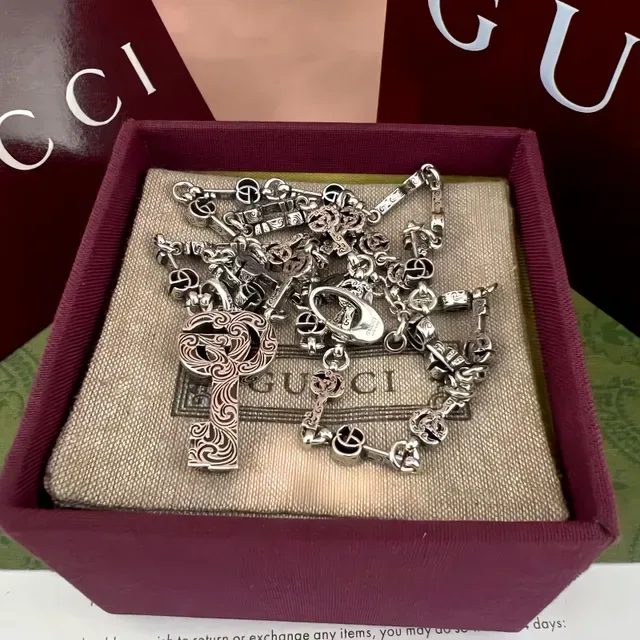 Gucci Key Interlocking G Silver-Toned Necklace 3