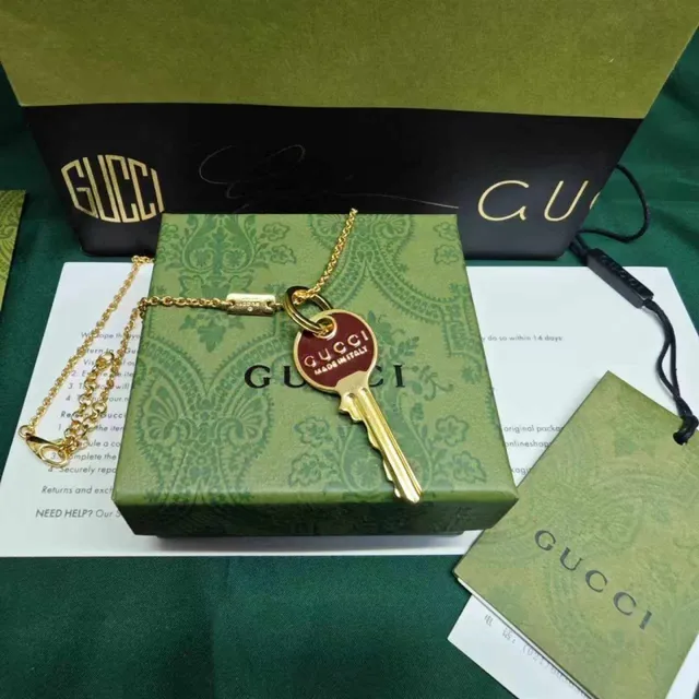 Gucci Key Pendant Gold Red Pendants Enamel Detailing Necklace 5