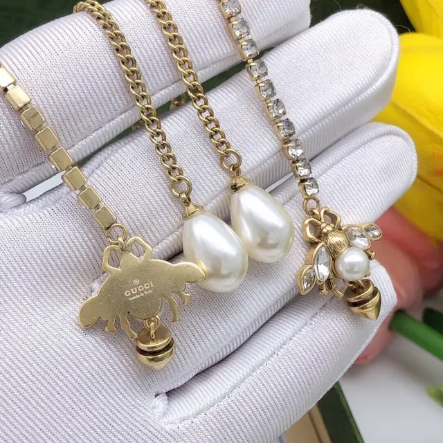 Gucci Pearl and Crystal Bee Motif Chain Drop Earrings 4