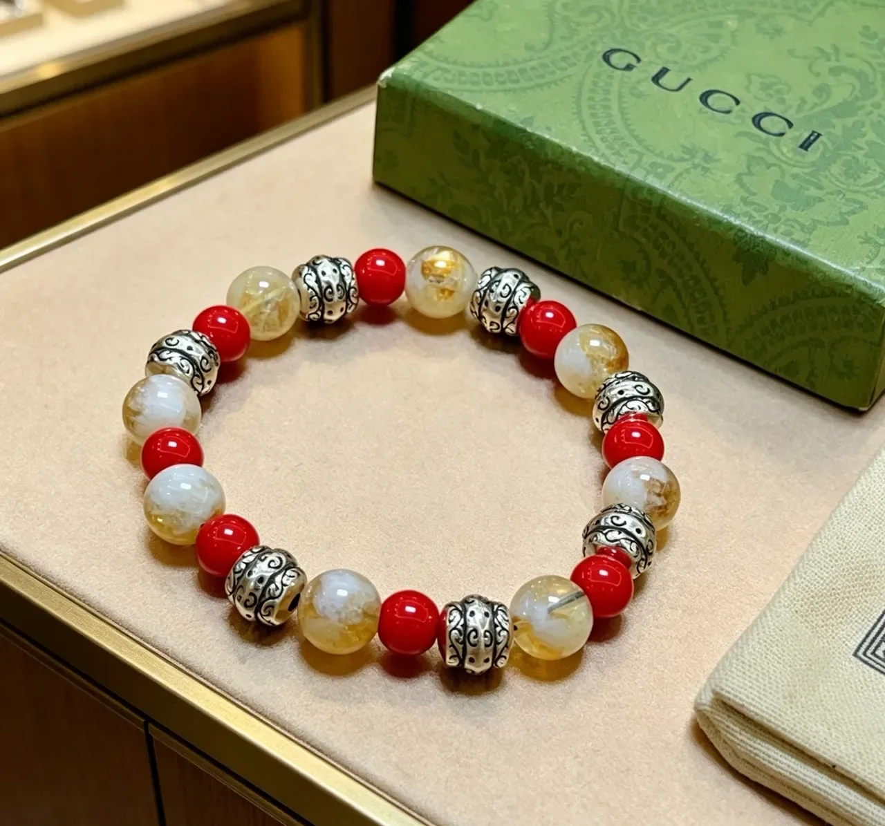 Gucci Red Beige Beaded Multi-Stone Bracelet 9