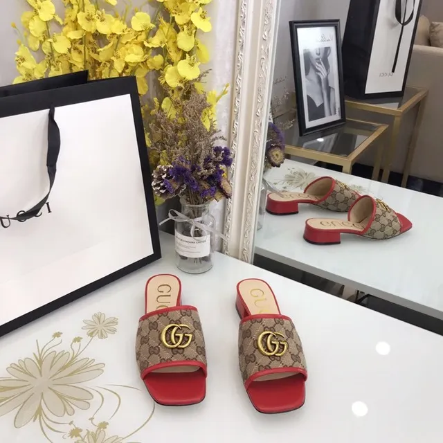 Gucci Red Beige Monogram Canvas Double G Hardware Slippers 2