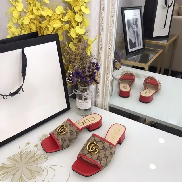 Gucci Red Beige Monogram Canvas Double G Hardware Slippers 3