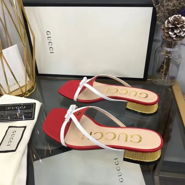 Gucci sandálias casual com ponta quadrada e tirante thong em vermelho e branco 4