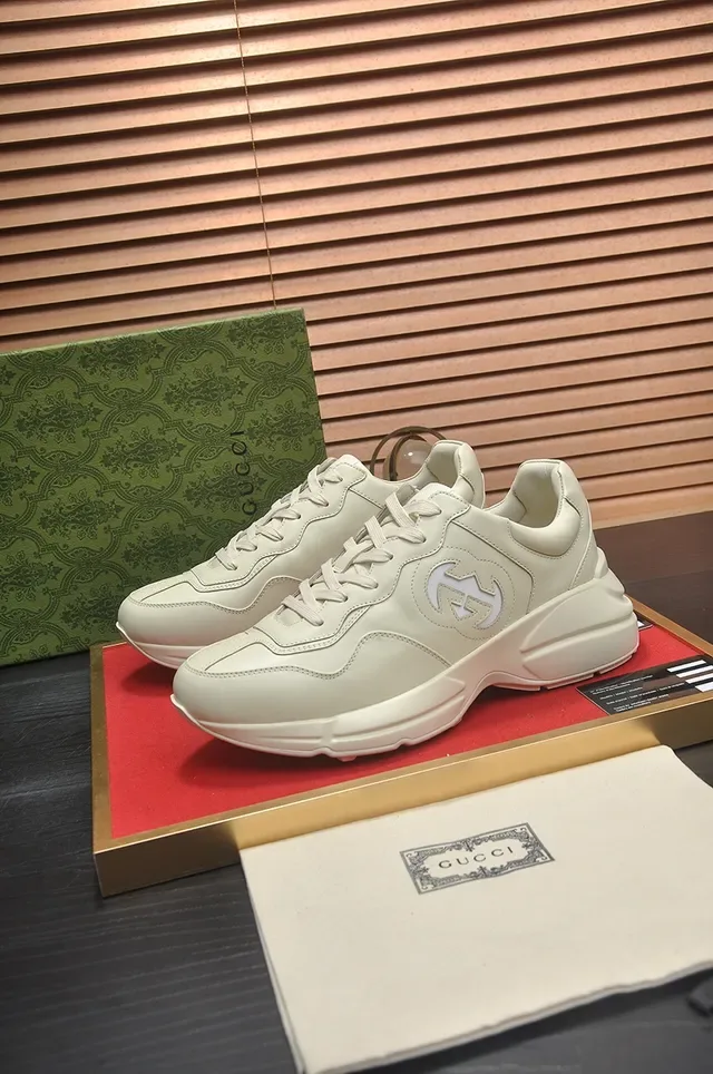Gucci Rhyton Off-White Chaussures Lifestyle en Cuir 3