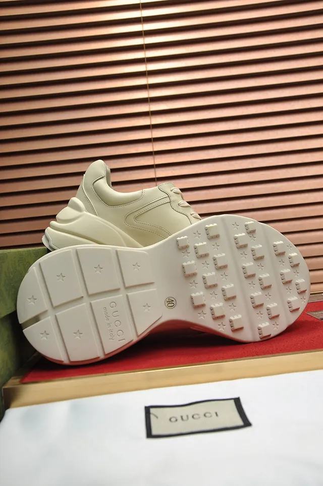 Gucci Rhyton Star GG Cream Lifestyle Sneakers 2