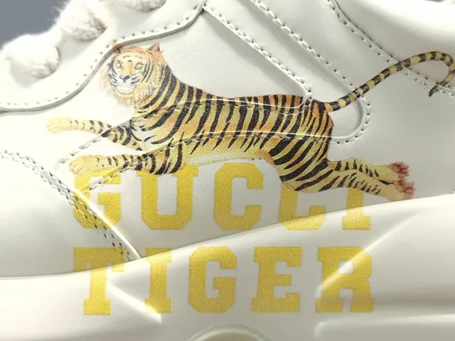 Gucci Rhyton Tiger White Leather Chunky Sneakers 8