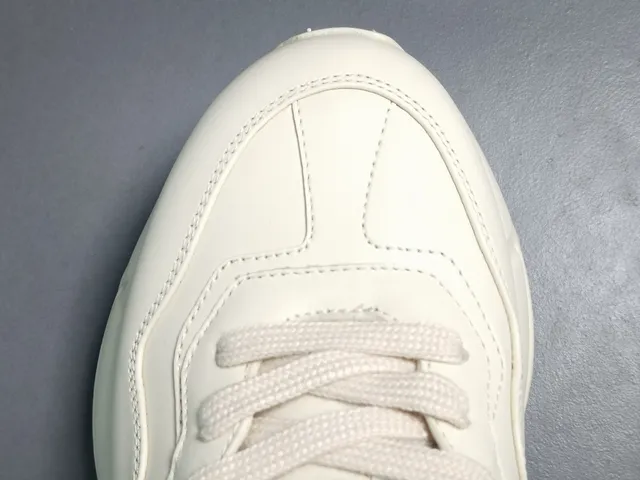 Gucci Rhyton Tiger White Leather Chunky Sneakers 10