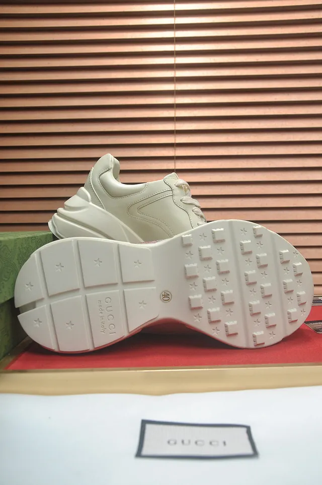 Gucci Screener Beige Red Sole Textured Leather Upper Chunky Sneakers 2