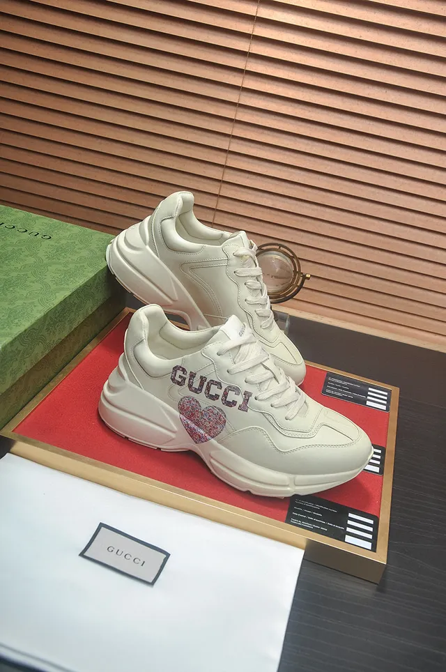 Gucci Screener Beige Red Sole Textured Leather Upper Chunky Sneakers 8