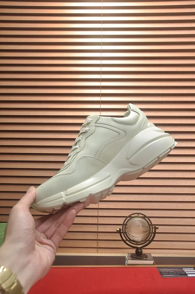Gucci Screener Beige Red Sole Textured Leather Upper Chunky Sneakers 9