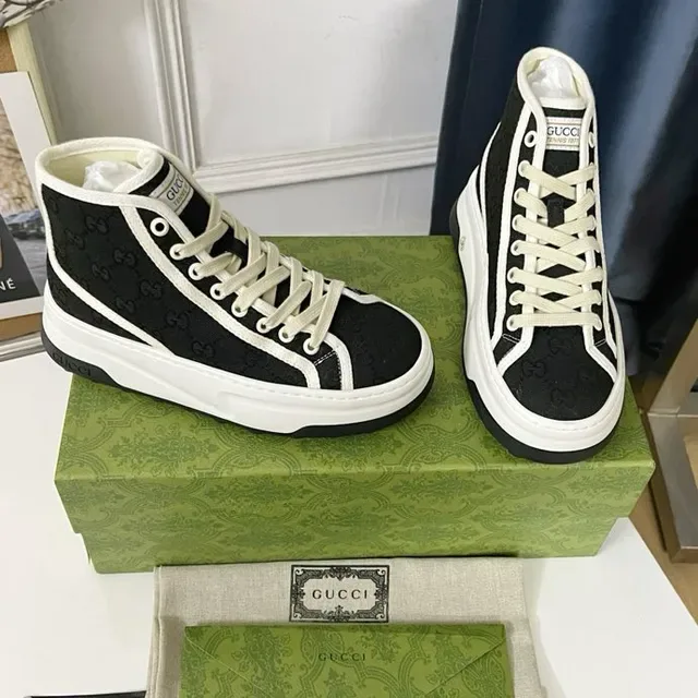 Gucci Screener Black and White Monogram Canvas Lifestyle Sneakers 9