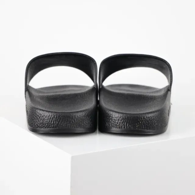 Gucci Screener نعال كانفاس مطبوعة زهور 8