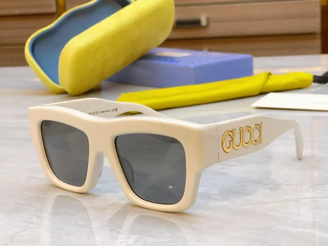 Gucci Screener Oversized Lunettes de soleil Rose Acétate Logo Doré 7
