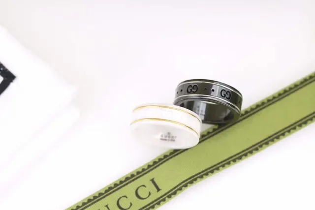Gucci Screener Rotating Band Interlocking G Ceramic Ring 6