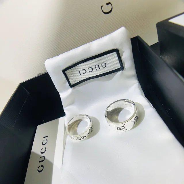 Gucci Screener Silver Black Wide Band Engraved Motif Ring 3