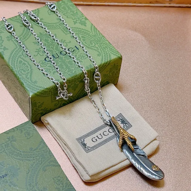 Gucci Silver Gold Feather Pendant Talon Accent Necklace 3