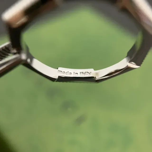 Gucci Silver Hexagonal Band Ridged Edges Ring 5