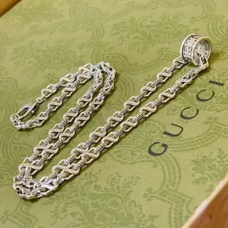 Gucci Silver Interlocking Link Chain Engraved Branding Necklace