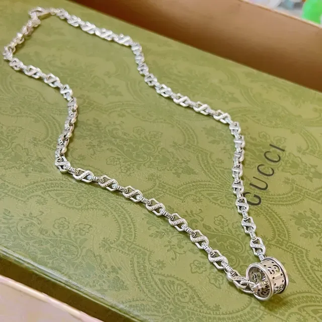 Gucci Silver Interlocking Link Chain Engraved Branding Necklace 7