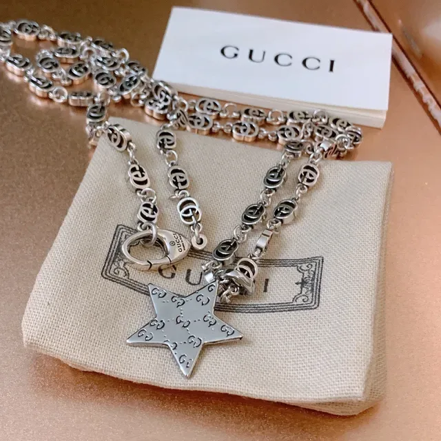 Gucci Star GG Red Silver Interlocking G-Link Chain Enamel Pendant Necklace 4