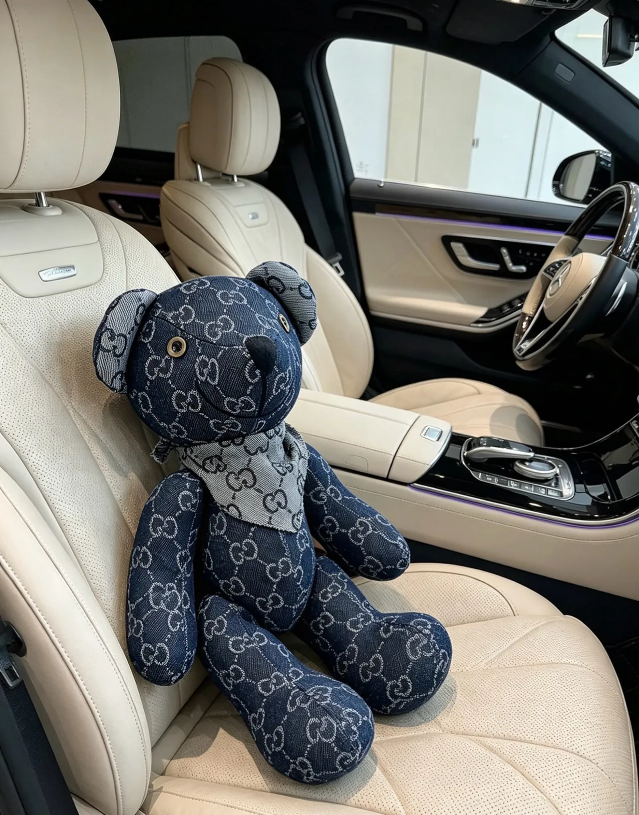 Gucci Ours en peluche Bleu Gris GG Monogram Denim Peluche Sac à main 9