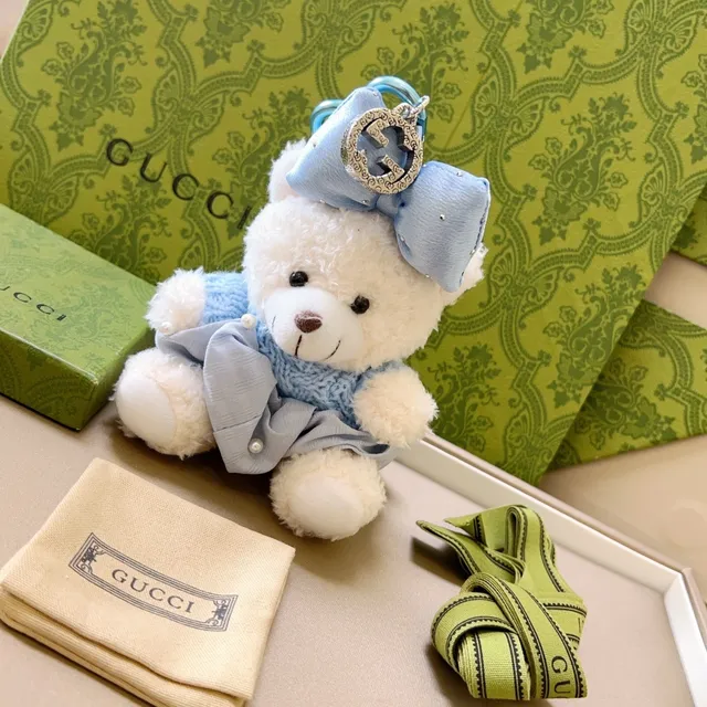 Gucci Ours en peluche Blanc Bleu Pull en maille léger et doux Sac à main 6