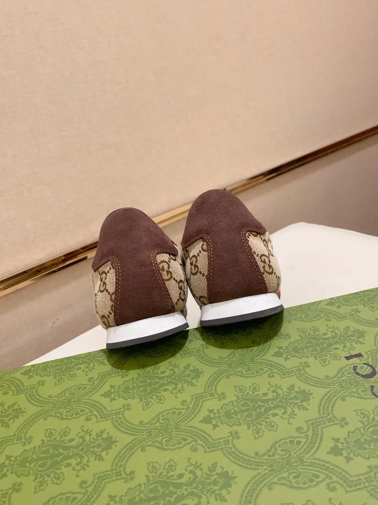 Gucci Tennis 1977 Beige Brown Green Red Lifestyle Sneakers 3